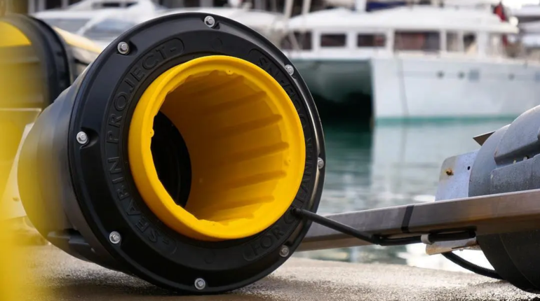 The floating trashcan transforming the fight against plastic pollution
