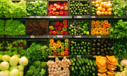 France to ban plastic packaging for fruit and vegetables