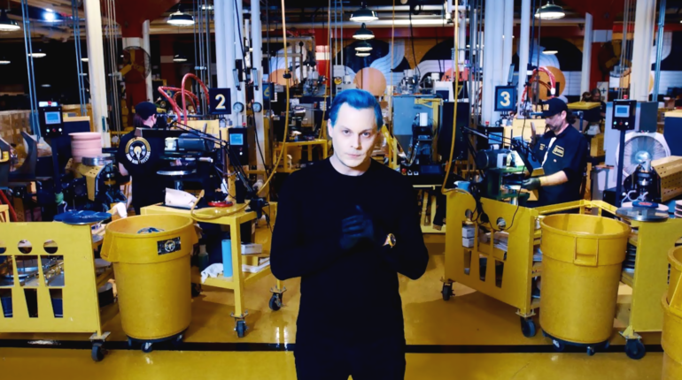 Jack White calls for labels to launch vinyl record plants