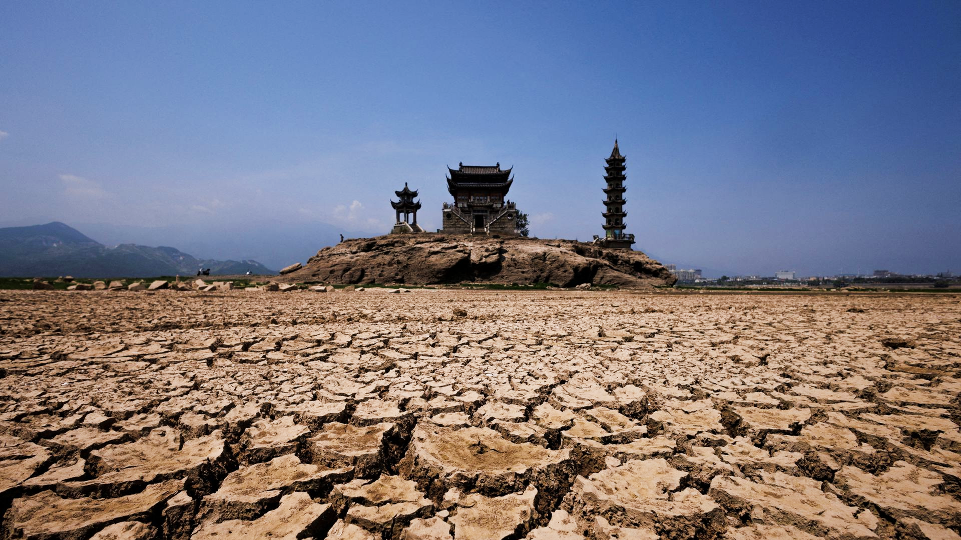 Could futuristic tech help to end China’s record droughts?