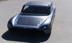 Students build fastest ever solar-powered car Sunswift 7