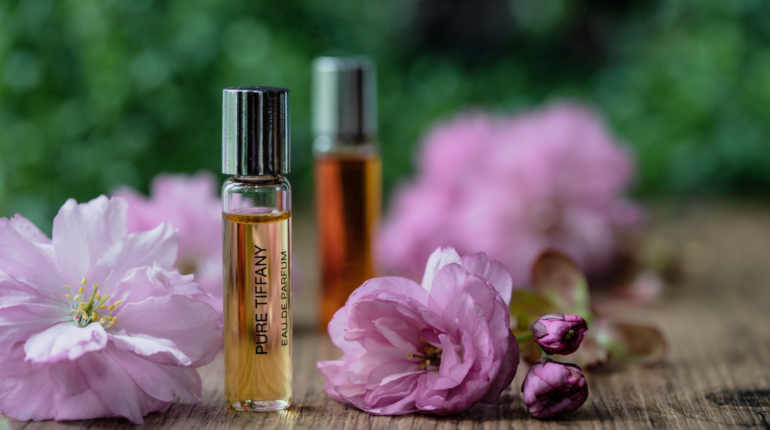 How are the climate crisis and perfume industry linked?