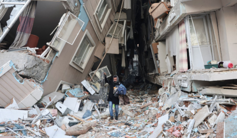 Earthquake relief teams reach Syria as searches continue in Turkey