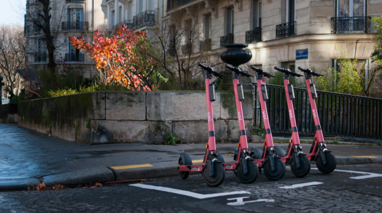 Parisians vote unanimously in favour of e-scooter ban