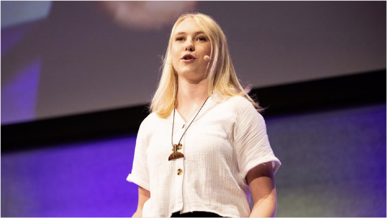 Holley Somerville-Knott