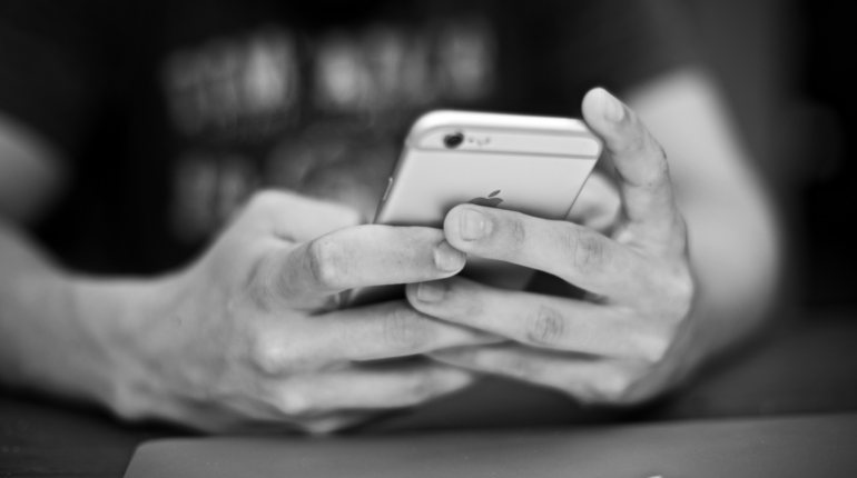 UK grooming cases reach record highs amid online safety law delay