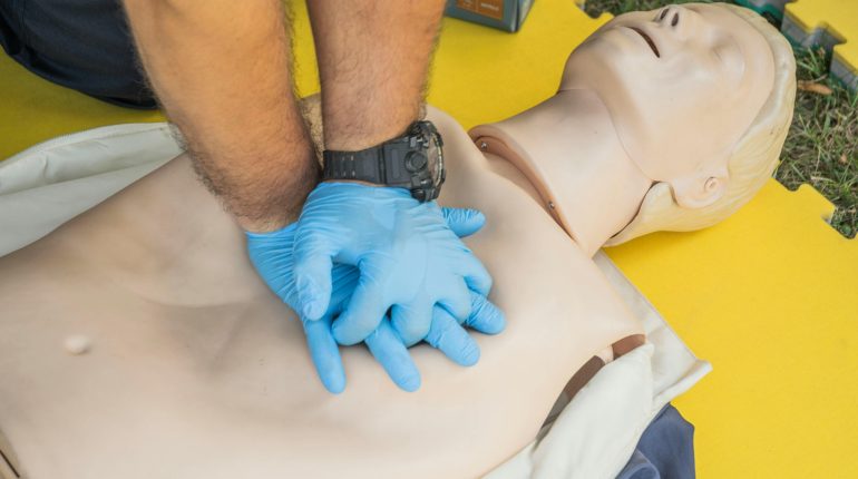 UK women less likely to receive CPR than men
