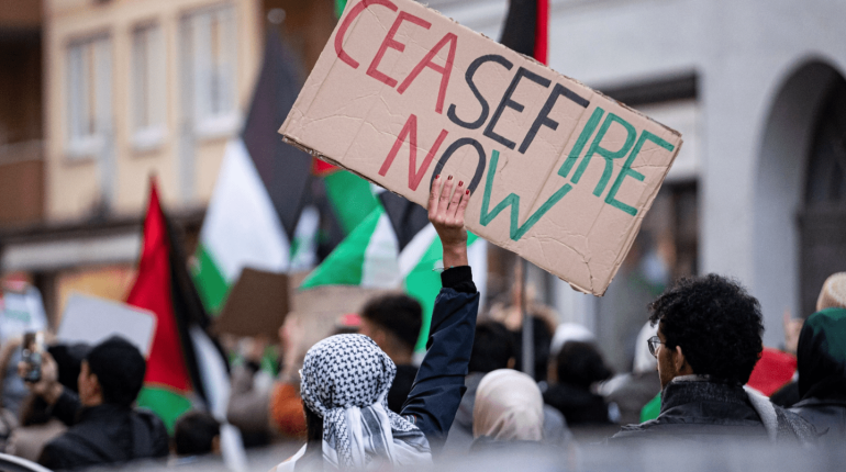Israel and Hamas agree to a ceasefire deal
