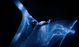 Iris Van Herpen debuts ‘living dress’ at Paris Couture Week
