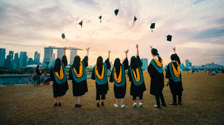 Survey suggests up to 25% of Gen Z students regret college