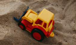 New study finds gender bias starts young