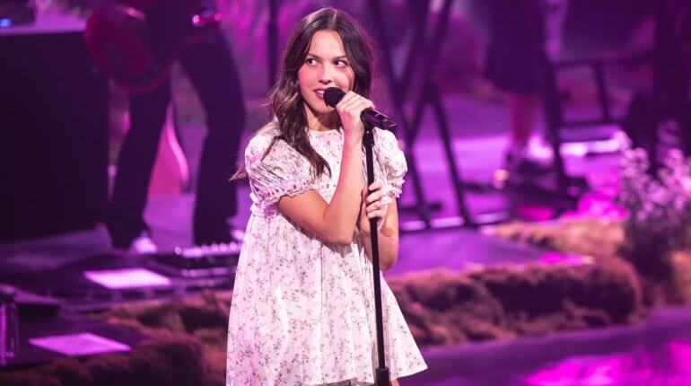 Opinion – The outrage over Olivia Rodrigo’s dress is disturbing