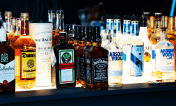 Should delivery apps impose alcohol limits?