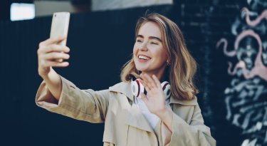 How research says Gen Z is redefining friendship online How research says Gen Z is redefining friendship online